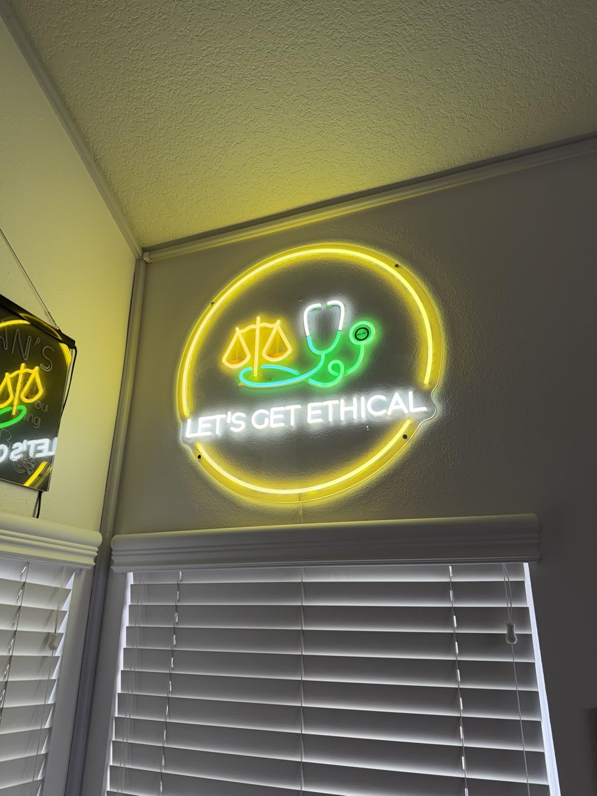 Custom LED Neon Sign Customizable for Wedding Bar Salon Beauty Business Light Up Name Sign photo review