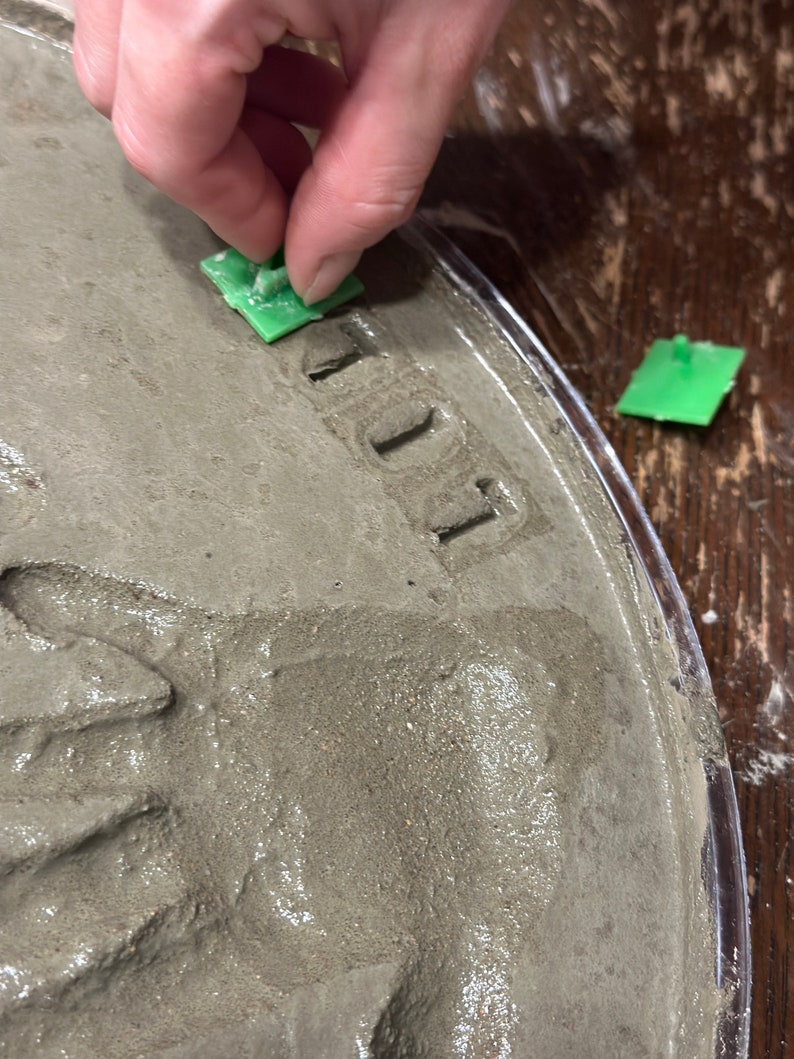 DIY Personalized Garden Stone Kit – Handprint Garden Stone – Fathers Day Gift for Dad or Grandpa - Image 6