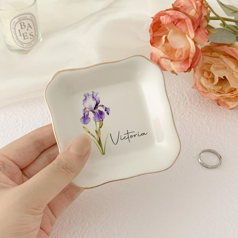 Personalised Birth Flower Trinket Dish/ Custom Watercolor Flower Ring Dish/ Christmas Gifts/ Wedding Bridesmaid Gift/ Birthday Jewelry Dish - Image 2