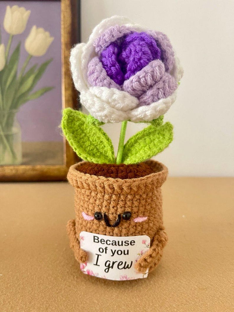 Gift for Mom – Crochet Flower – Mother’s Day Plant Decor – Custom Message Plaque – Forever Floral Keepsake - Image 6